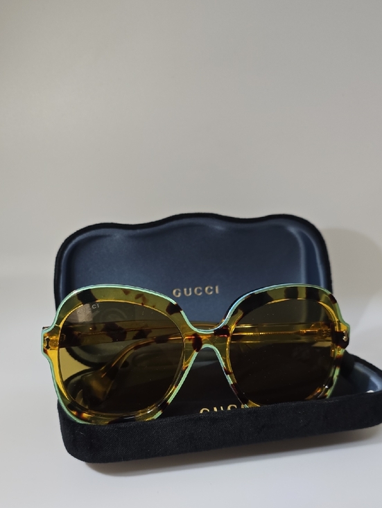 Gucci Accessories - Gucci Women's Tortoiseshell Frame Sunglasses with Green Accents and Amber Lenses